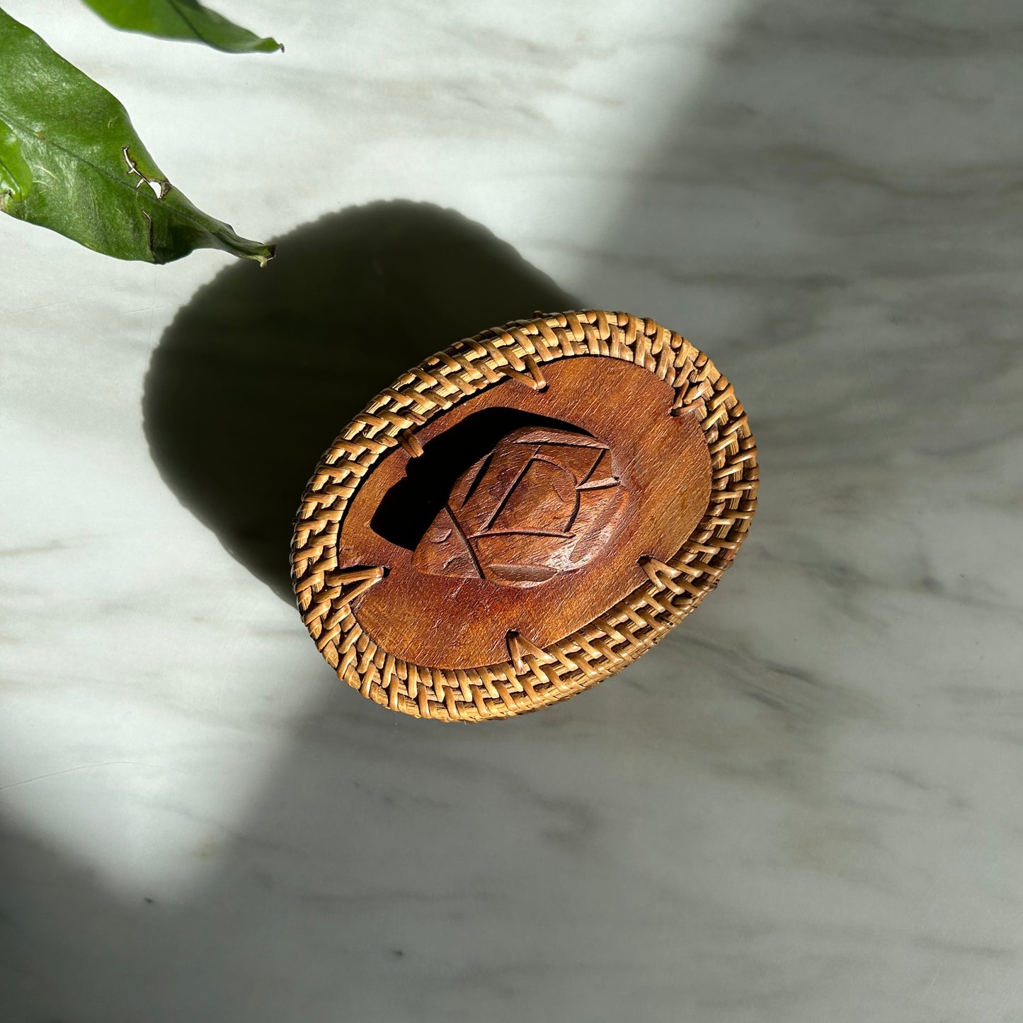 Vintage Carved Wood Frog Jewlery Box