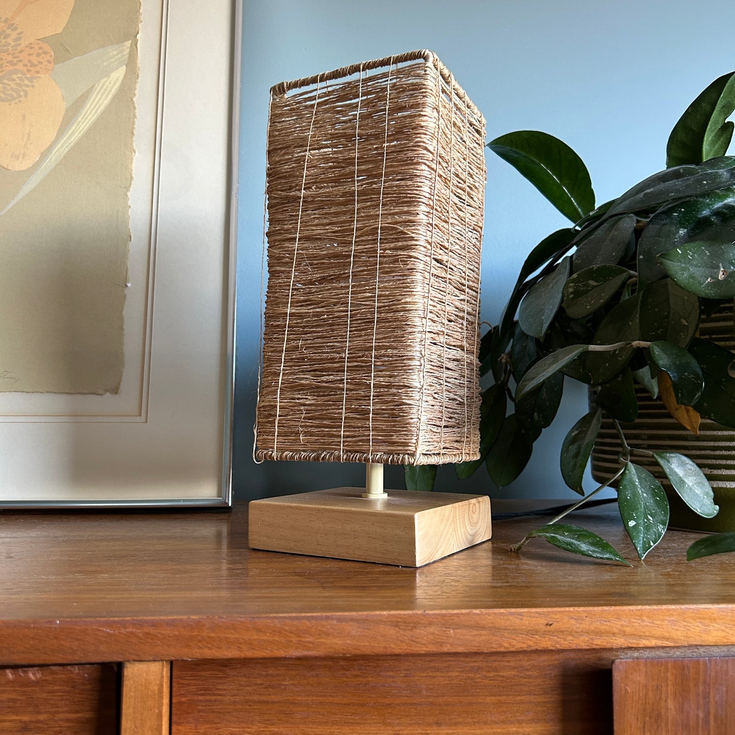 Natural Woven Lamp