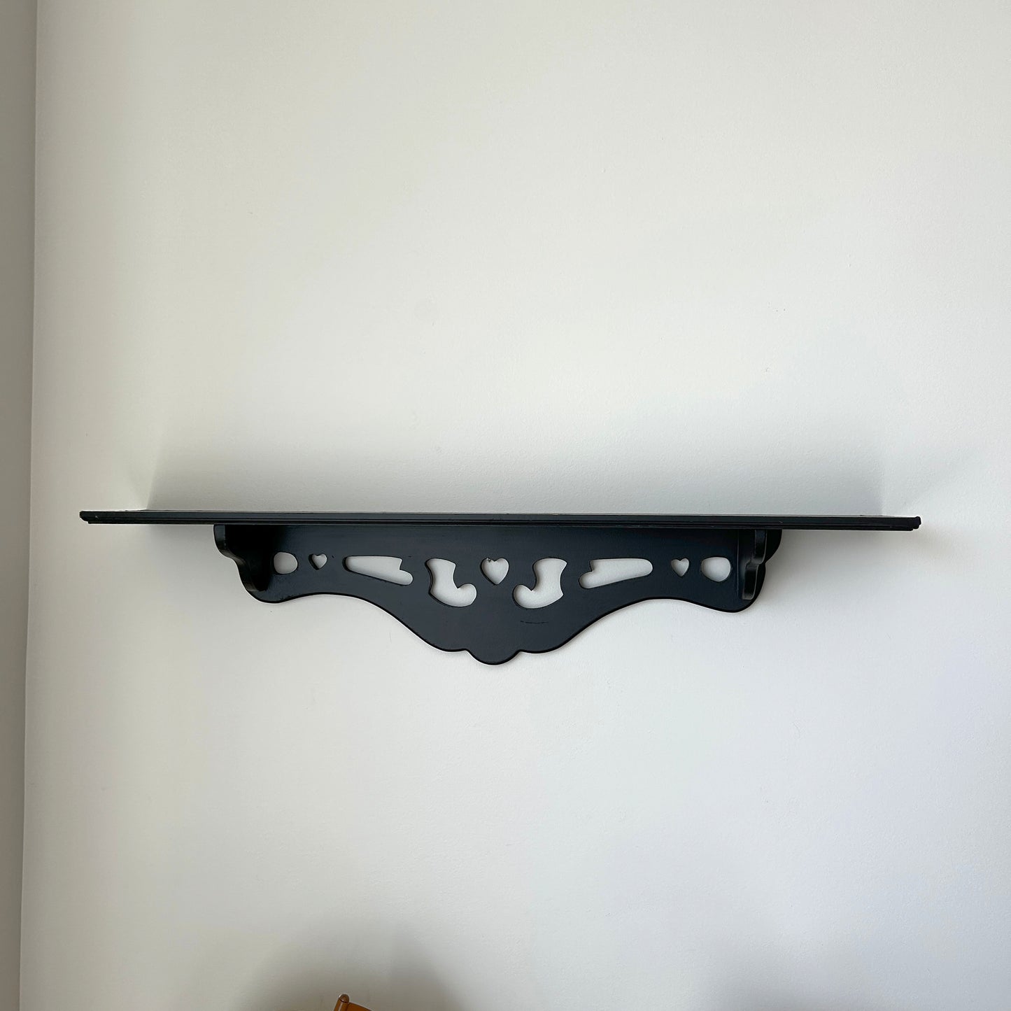 Black Wooden Heart Ornate | Picture Ledge Shelf